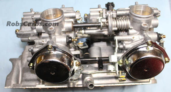 VF700C Magna '86 Carbs